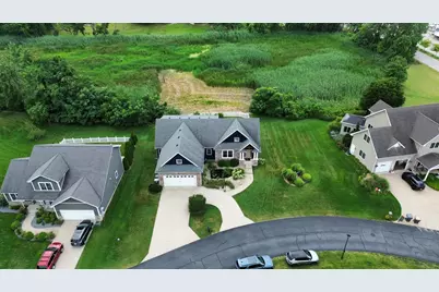 2400 Bay Pointe Drive, Saint Joseph, MI 49085 - Photo 49