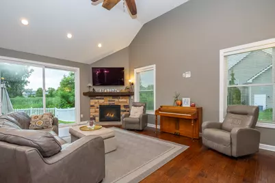 2400 Bay Pointe Drive, Saint Joseph, MI 49085 - Photo 15