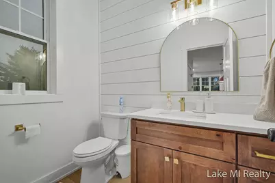 5655 Courtney Lynn Court SW, Grandville, MI 49418 - Photo 3