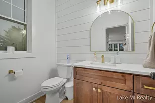 5655 Courtney Lynn Ct, Wyoming, MI 49418 - Photo 3