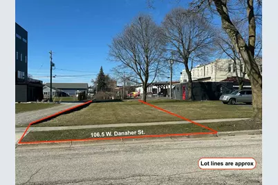 106.5 W Danaher Street, Ludington, MI 49431 - Photo 3