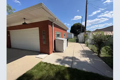 8908 Fox Avenue, Allen Park, MI 48101 - Photo 21