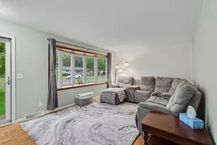1830 Kings Ct, Muskegon, MI 49445 - Photo 11