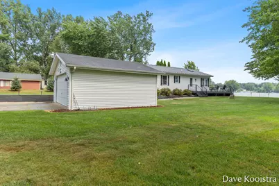 17281 E Suwanee Trail, Howard City, MI 49329 - Photo 7