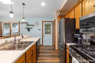 17281 E Suwanee Trail, Howard City, MI 49329 - Photo 15