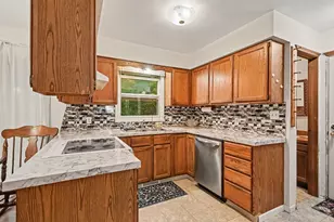 12071 168th Ave, Grand Haven, MI 49417 - Photo 9