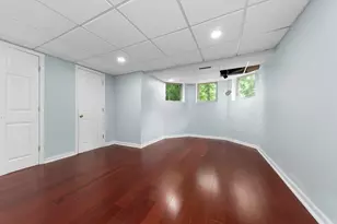 2086 Valleyview Dr, Ann Arbor, MI 48105 - Photo 81