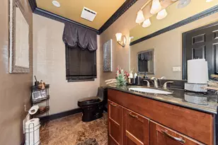 2086 Valleyview Dr, Ann Arbor, MI 48105 - Photo 43