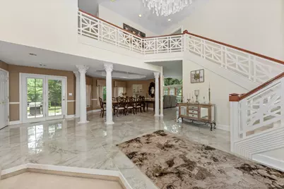 2086 Valleyview Drive, Ann Arbor, MI 48105 - Photo 9