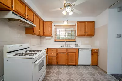 982 Desoto Avenue, Ypsilanti, MI 48198 - Photo 11