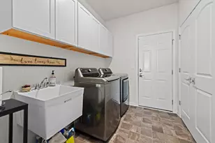 3775 Park Creek Ln, Canton, MI 48188 - Photo 29