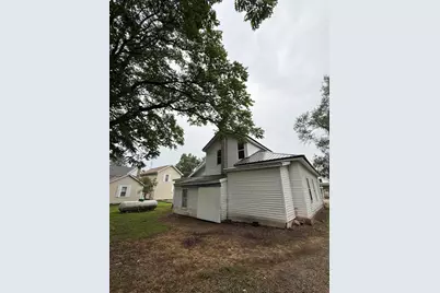 2339 E Montgomery Road, Hillsdale, MI 49242 - Photo 3