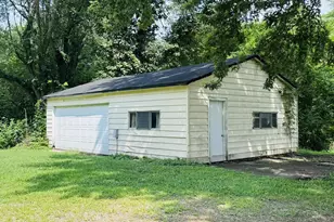 1568 Barron Lake Rd, Niles, MI 49120 - Photo 9