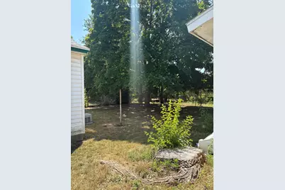 1051 Roberts Street, Muskegon, MI 49442 - Photo 5