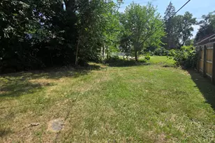 18627 Curtis St, Detroit, MI 48219 - Photo 25