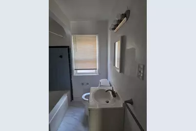 18627 Curtis Street, Detroit, MI 48219 - Photo 5