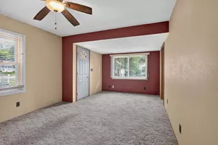 821 Grant St, Jackson, MI 49203 - Photo 7