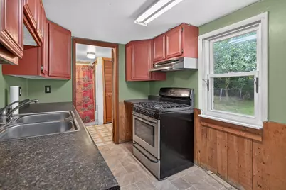 821 Grant Street, Jackson, MI 49203 - Photo 3