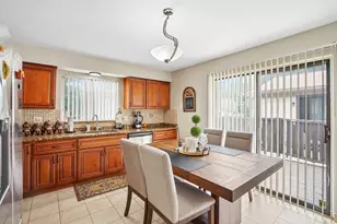 2994 Roundtree Dr, Troy, MI 48083 - Photo 9