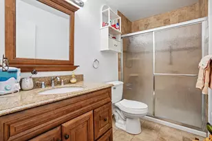 2994 Roundtree Dr, Troy, MI 48083 - Photo 21