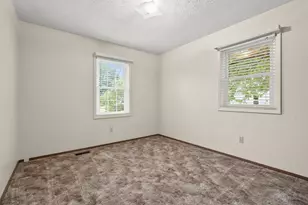 1704 Henley Ave, Portage, MI 49024 - Photo 15