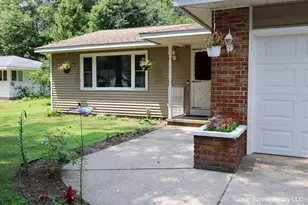 37 S Bear Lake Rd, Muskegon, MI 49445 - Photo 3