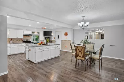 813 Barnes Street, Albion, MI 49224 - Photo 5