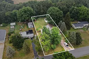 8015 Shaw Lake Rd, Middleville, MI 49333 - Photo 27