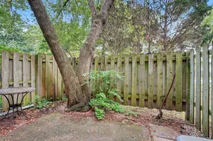 3433 Kenbrooke Ct, Kalamazoo, MI 49006 - Photo 15
