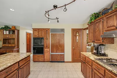 709 Snowmass Drive, Rochester Hills, MI 48309 - Photo 11