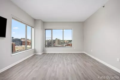 118 Campau Circle NW, Grand Rapids, MI 49503 - Photo 13