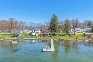 70649 Sunset Blvd, Union, MI 49130 - Photo 3