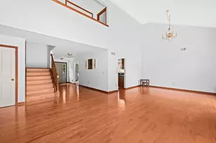 4877 Davis Ct, Troy, MI 48085 - Photo 7
