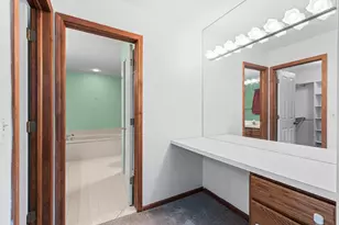 4877 Davis Ct, Troy, MI 48085 - Photo 19