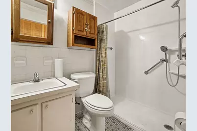 1249 Lakeshore Drive #315, Muskegon, MI 49441 - Photo 17