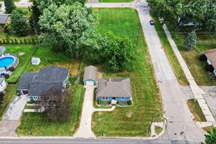 7777 Paw Paw Ave, Watervliet, MI 49098 - Photo 23