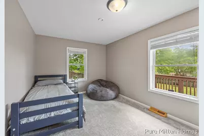9088 Summit Avenue NE, Rockford, MI 49341 - Photo 13