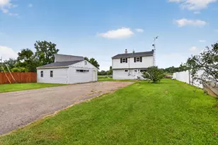 1040 Echo Beach Dr, Jackson, MI 49203 - Photo 27