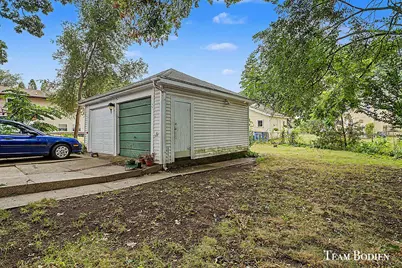 581 Harlan Avenue NE, Grand Rapids, MI 49503 - Photo 7
