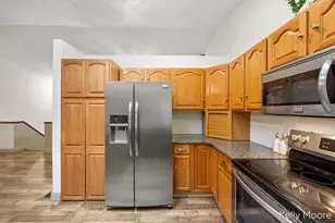 11856 Berridge Rd, Greenville, MI 48838 - Photo 9