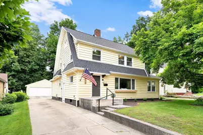 2630 Oakwood Avenue NE, Grand Rapids, MI 49505 - Photo 31