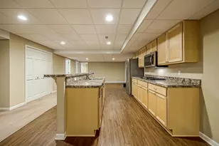 6221 Textile Rd, Ypsilanti, MI 48197 - Photo 47