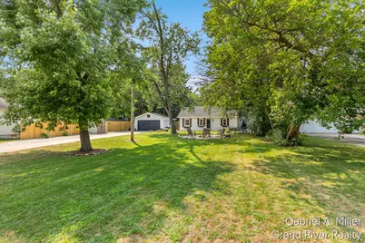 2309 Dalton Avenue SW, Wyoming, MI 49519 - Photo 3