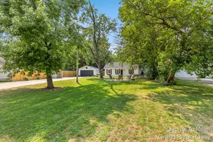 2309 Dalton Ave SW, Wyoming, MI 49519 - Photo 3