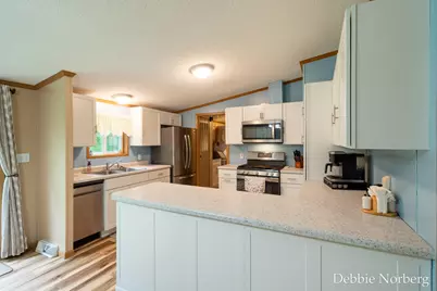 2122 Maple Lane, Hastings, MI 49058 - Photo 11