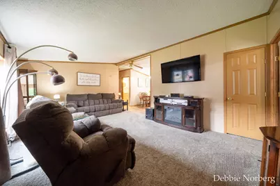 2122 Maple Lane, Hastings, MI 49058 - Photo 5