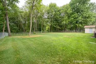 2122 Maple Ln, Hastings, MI 49058 - Photo 31