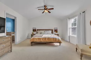 2069 Fountain Park, Keego Harbor, MI 48320 - Photo 23