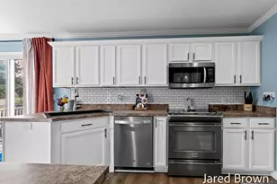 3321 Ridgemont Ct, Zeeland, MI 49464 - Photo 9
