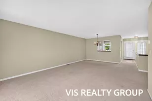 851 Claremont Ct, Holland, MI 49423 - Photo 9